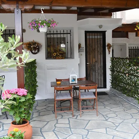 Holiday home Eden's Oasis