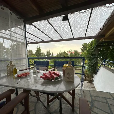 Holiday home Eden's Oasis Skala Fourkas